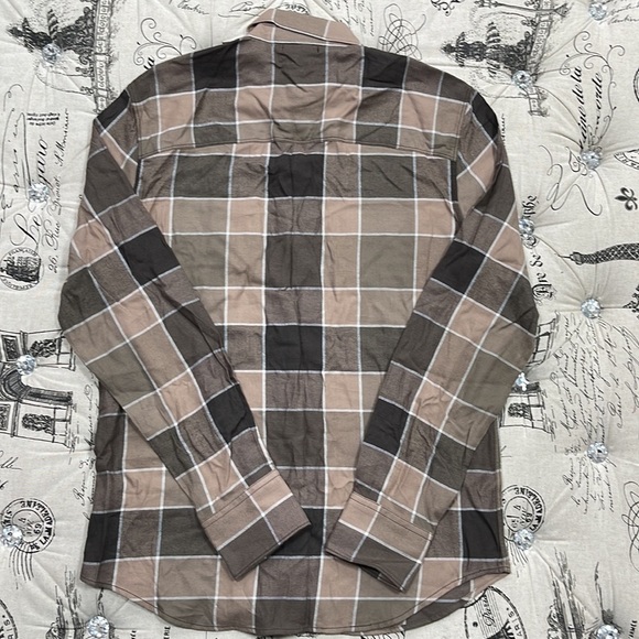 💥 PAIGE Everett Plaid Flannel Button-Up Shirt - Picture 10 of 10